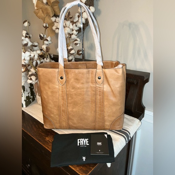 NWT Frye Melissa Leather Shopper Tote Shoulder Bag Beige Brown Retail  $358 - Picture 2 of 12